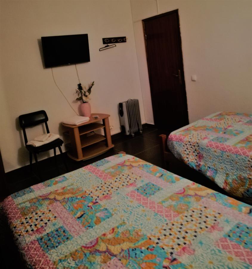 Отель Residencial Ponto Certo Vilar Torpim Экстерьер фото