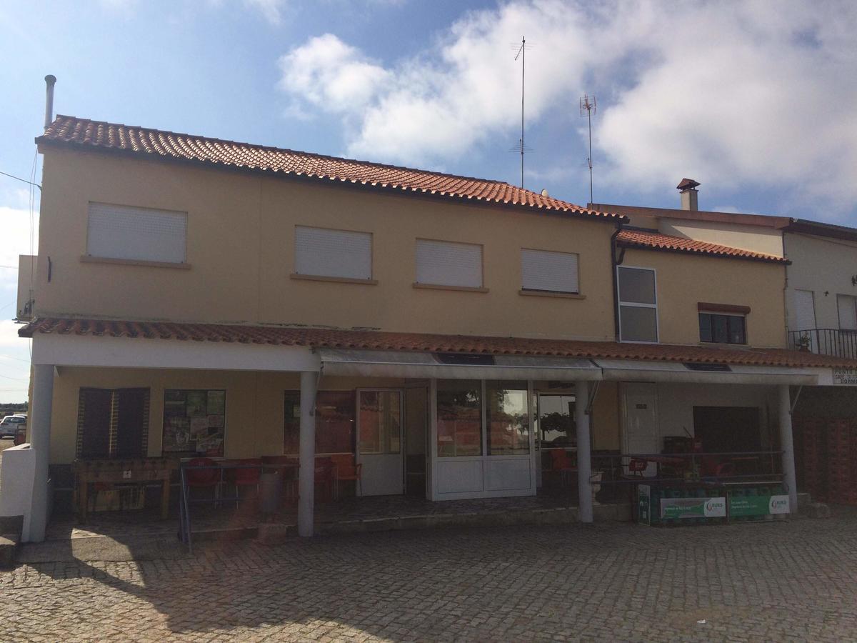 Отель Residencial Ponto Certo Vilar Torpim Экстерьер фото